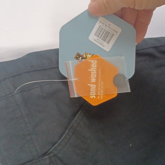 QUEST Women’s Navy Cargo Capri Hiking Pants Drawstring Leg and Waist, Size 14 - Picture 3 of 6